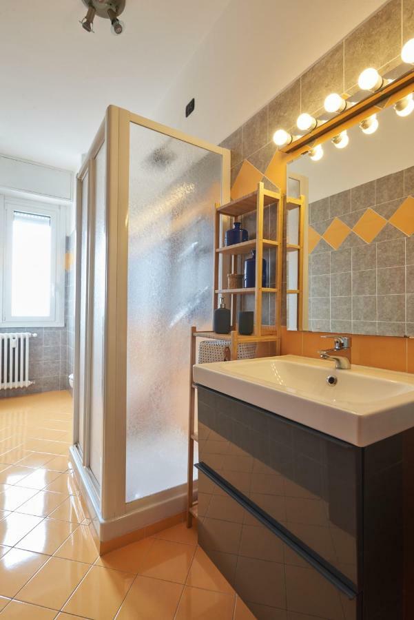 Famagosta 10 Apartment Milan Bagian luar foto