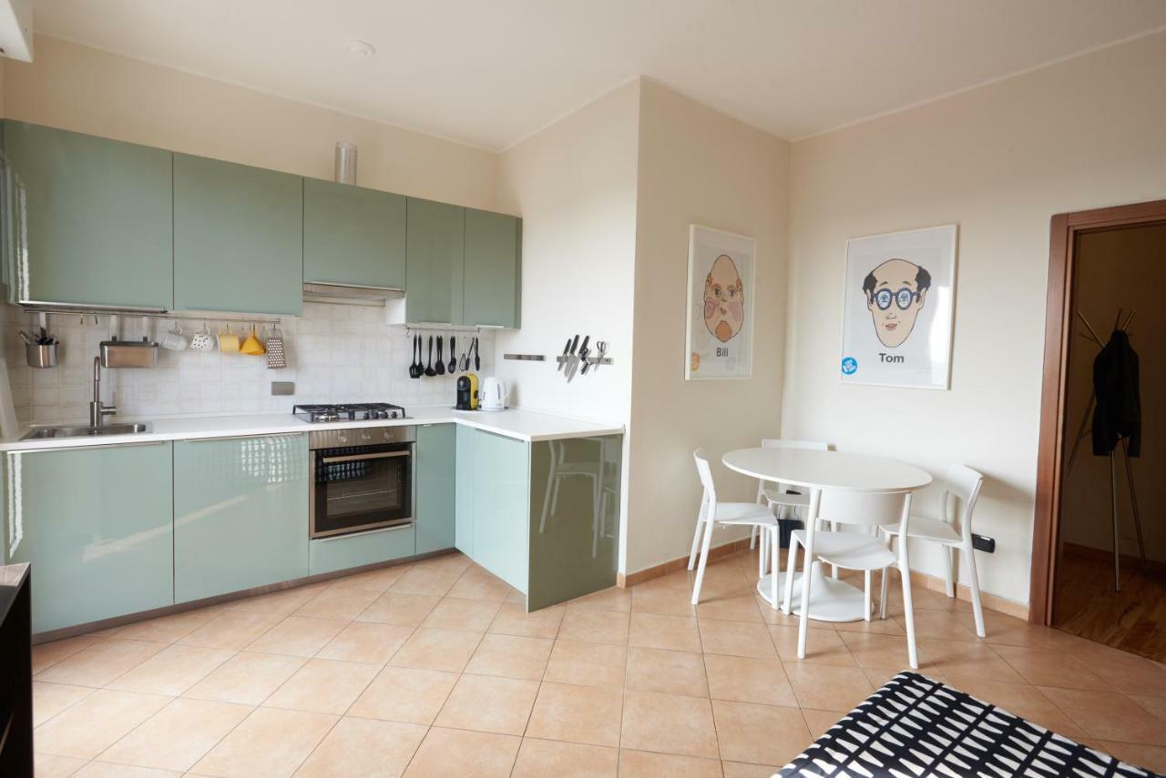 Famagosta 10 Apartment Milan Bagian luar foto